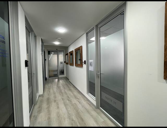 53M² OFFICE TO LET IN SANDTON CENTRAL